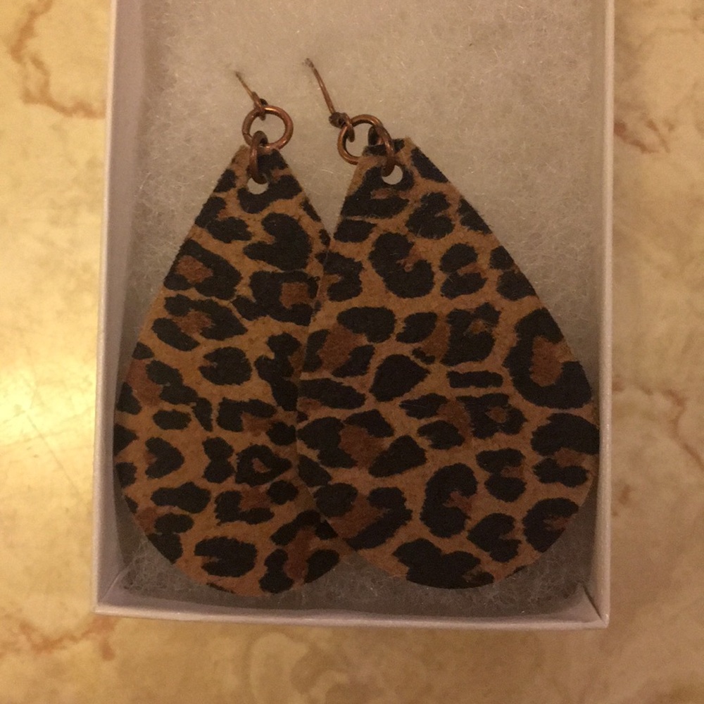 Jewelry bundle - Picture 3 of 4